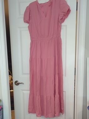 Women's Pink Tiered Maxi Dress with Puff Sleeves